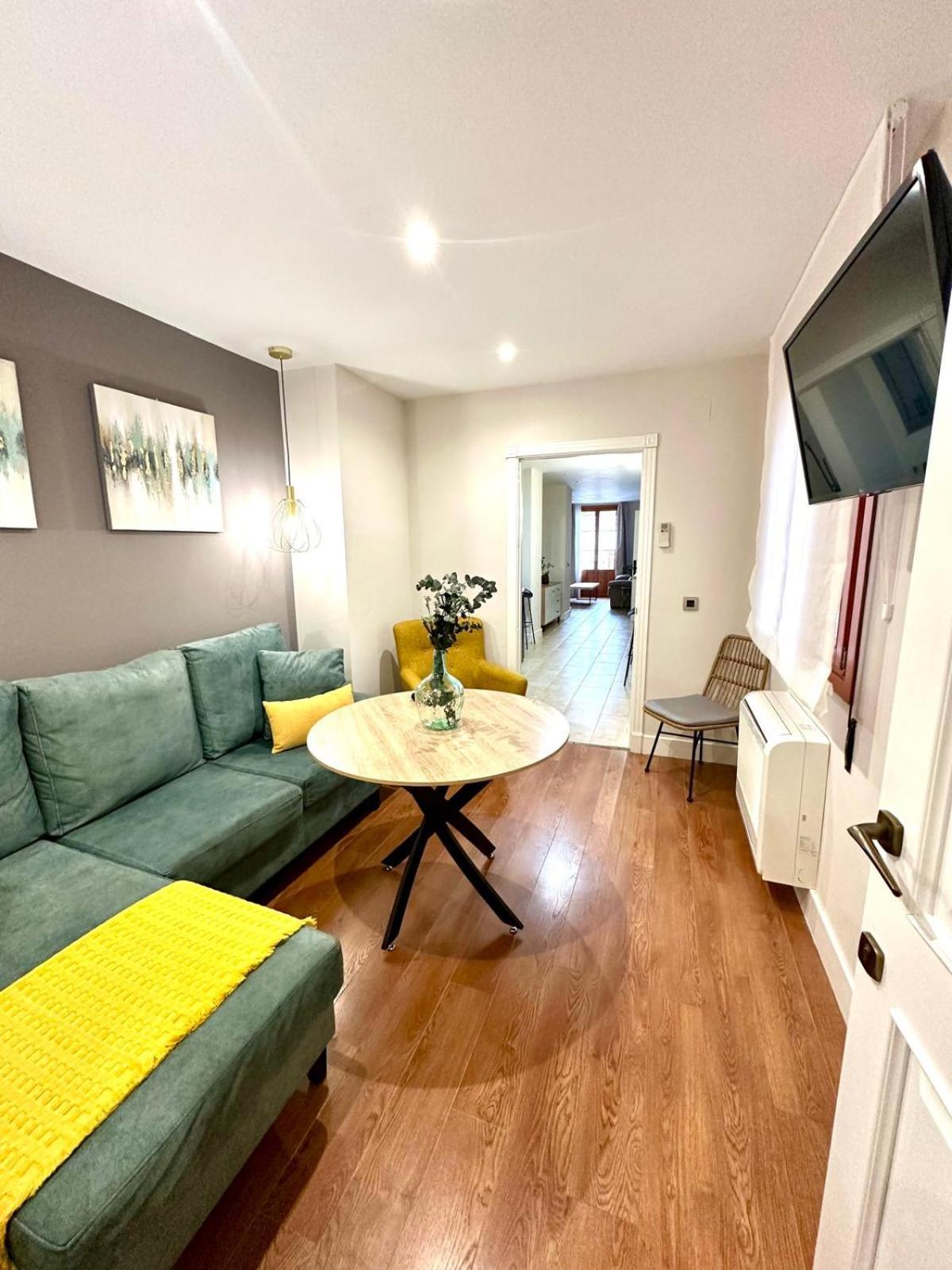 Apartamentos Puente Romano Suites Mérida Extérieur photo